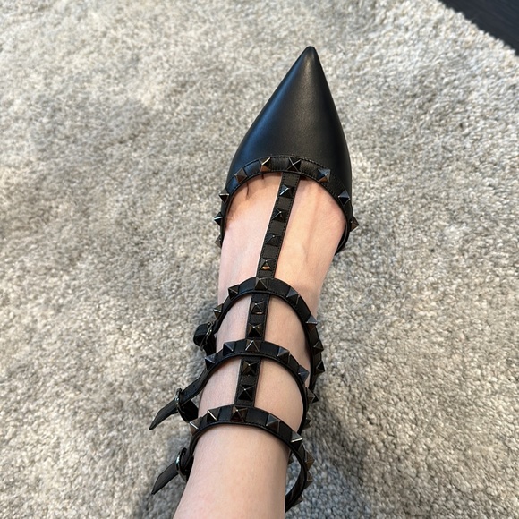 Valentino Matte Black Rockstud 65mm pumps - Picture 3 of 6